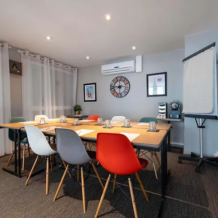 ホテル Ibis La Baule ポミシェ