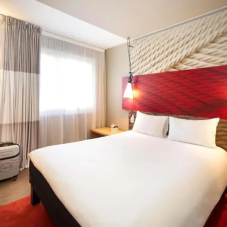 Ibis La Baule ホテル 3*