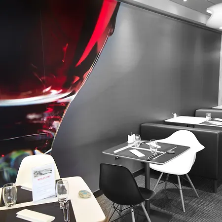 Ibis La Baule ホテル 3*