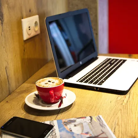 Ibis La Baule ポミシェ