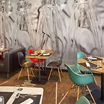 Ibis La Baule 3*