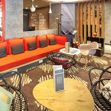 Ibis La Baule 3* פורנישי