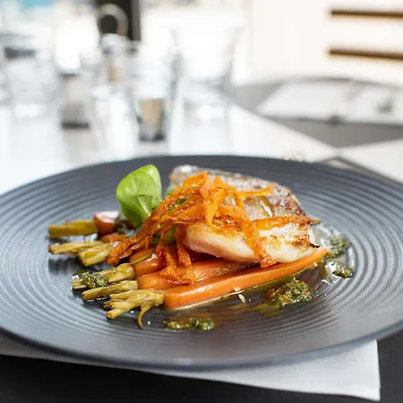 Ibis La Baule 3*