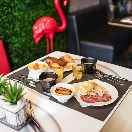 Ibis La Baule 호텔